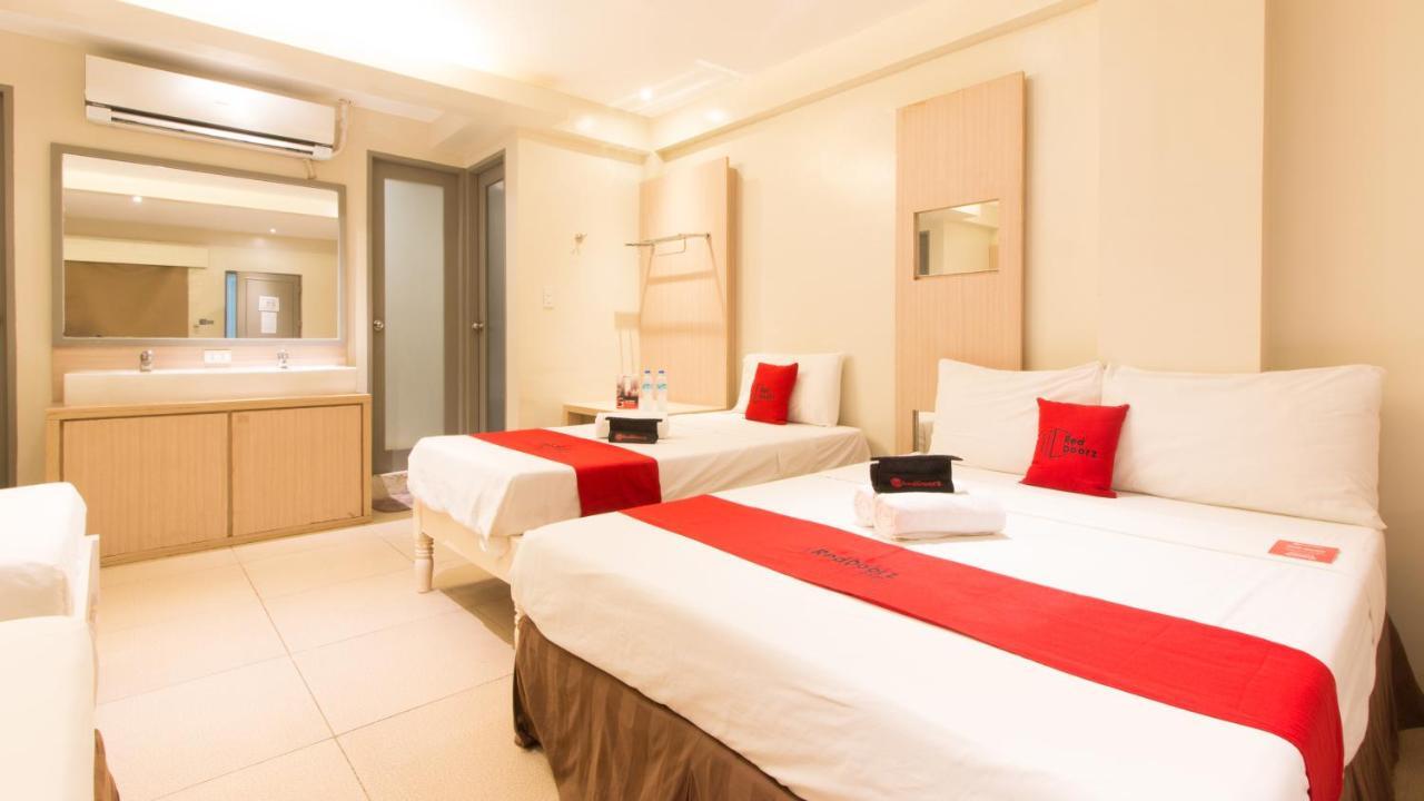فندق Reddoorz @ General Segundo Avenue لواوْغ المظهر الخارجي الصورة