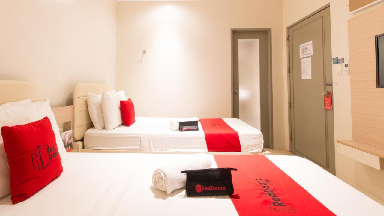 فندق Reddoorz @ General Segundo Avenue لواوْغ المظهر الخارجي الصورة