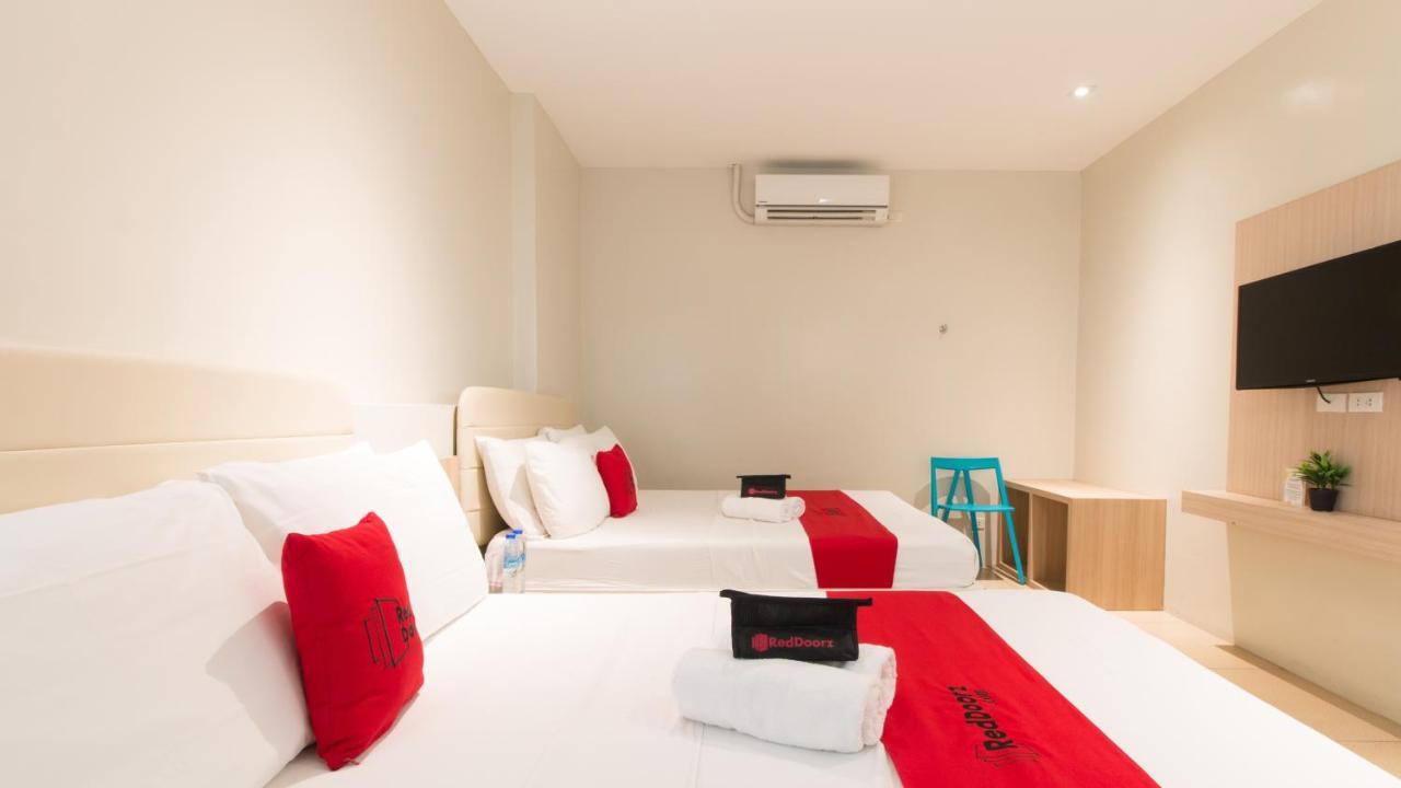فندق Reddoorz @ General Segundo Avenue لواوْغ المظهر الخارجي الصورة